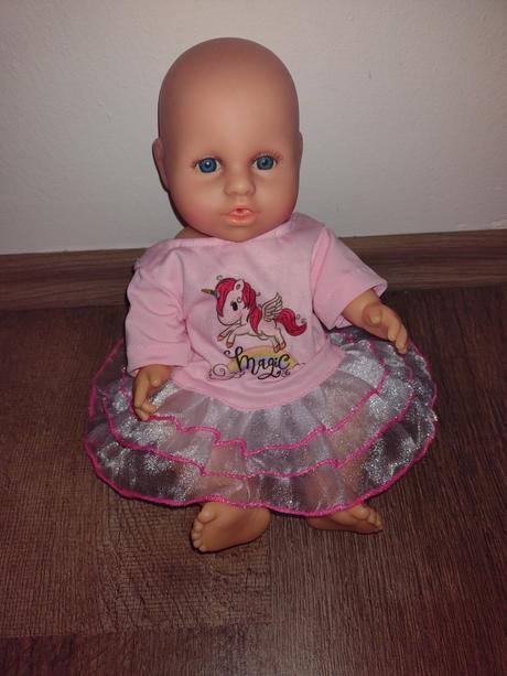 Šaty pre bábiku, 