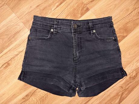 Kraťasy bershka 34, bershka,34