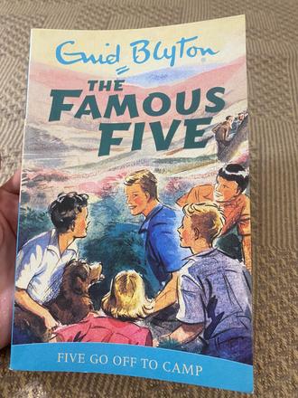 Enid blyton five go off to camp the famous five,