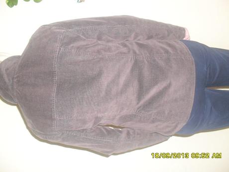 Bunda z menšestru, m