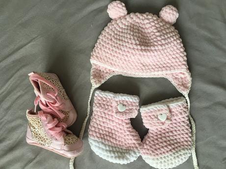 Set čiapočka a capačky, +zadarmo čipkované capačky, 62