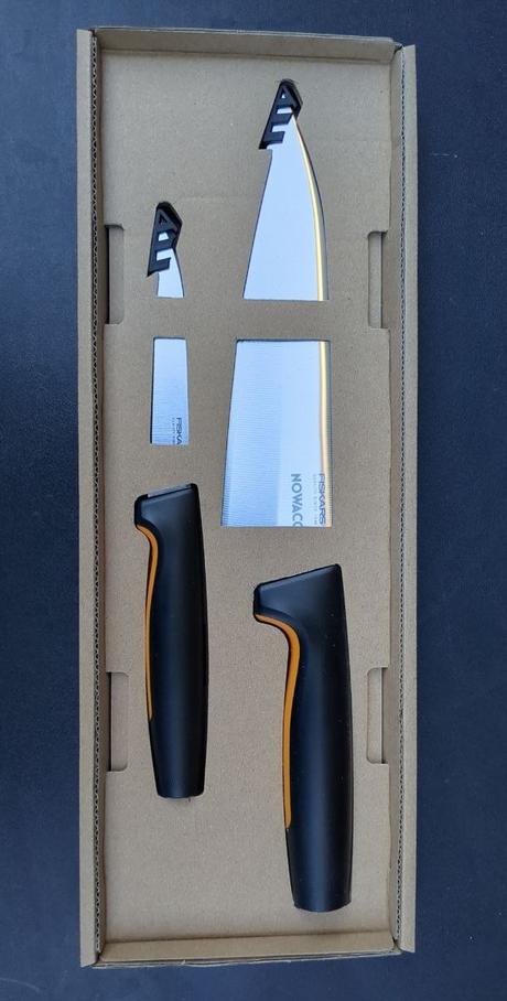 Sada 2ks kuchárskych nožov fiskars functional form, 