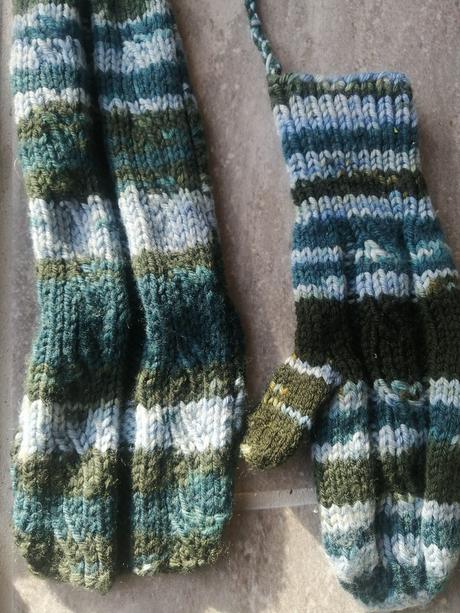 Ručne pletený set na cca 1-3ročné dieťa (3 zimy), 80