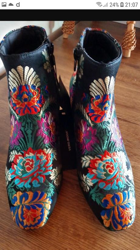 Cizmicky kvietkovane vysite,ako skvost,dvakrat pou, 38