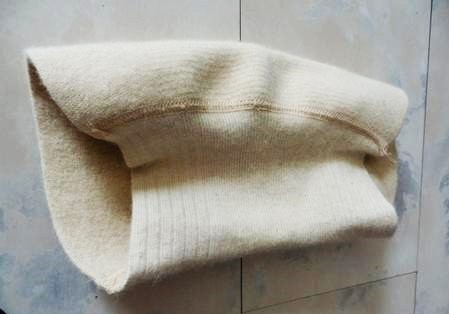 Angorový návlek na koleno,