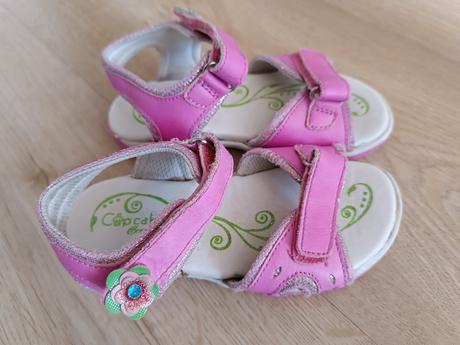 Sandále letné, cupcake,26