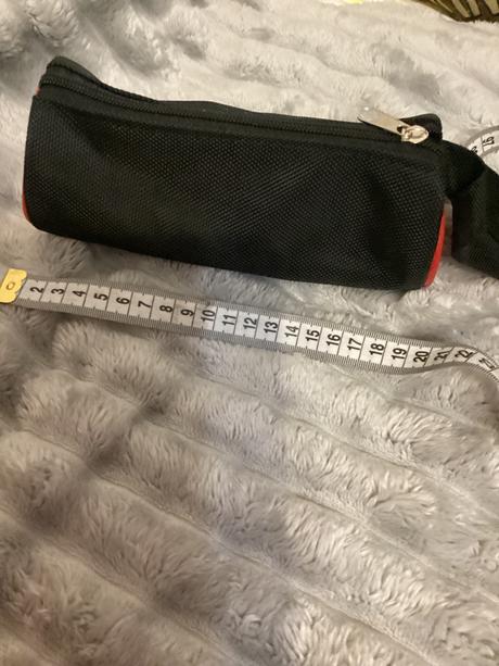 Peračník, púzdro z pevného materiálu,