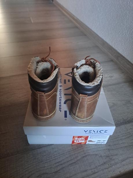 Topanky, deichmann,36