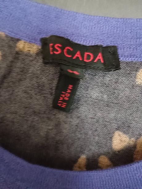 Escada vesta, xs