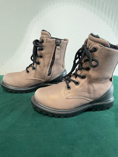 Zimne čižmy, ecco,27