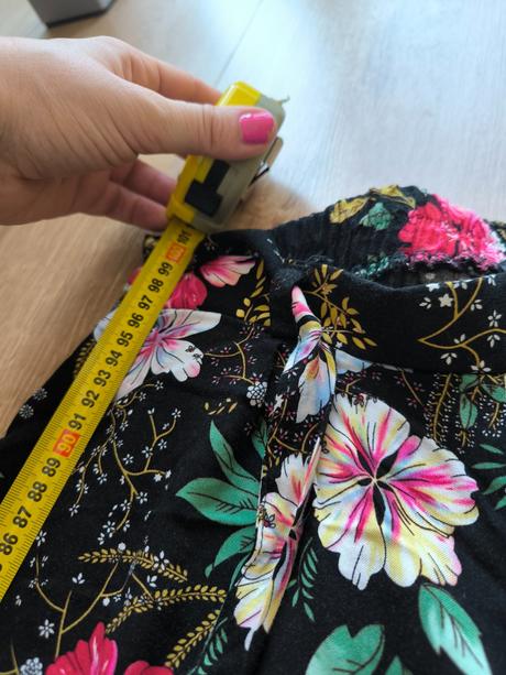 Amisu kvetinové ľahké nohavice, amisu,m