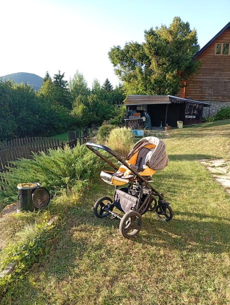 3 kombinácia kočík camarelo/ cleo podvozok cleo, camarelo