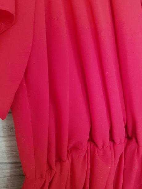 Spoločenské šaty, l