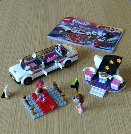 41107 limuzína pre popové hviezdy,