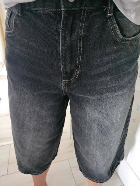 Buggy kratasy bermudy, bershka,l