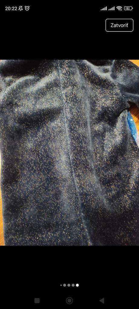 Chlpatý overal, 104