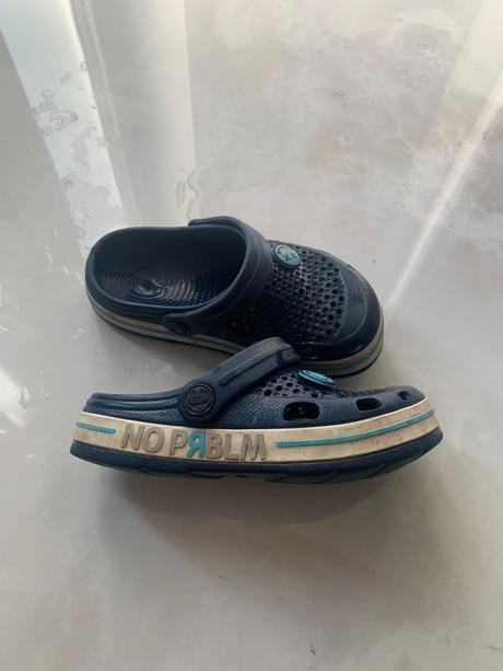 Smajlíkov crocsy, 30