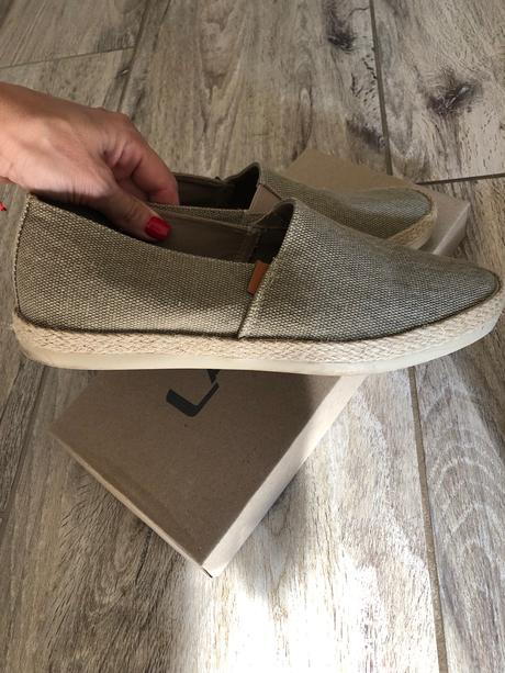 Panske poltopánky, 42