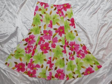 Luxusna lanova letna sukna, 38