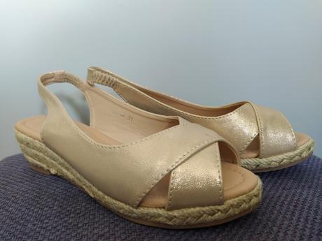 Sandálky-zadarmo k nákupu, 28 / 29 / 30