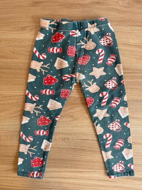 Dievčenské legínky, 98