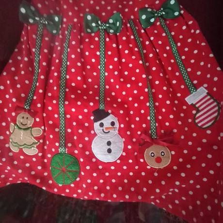 Vianočné šaty, 128