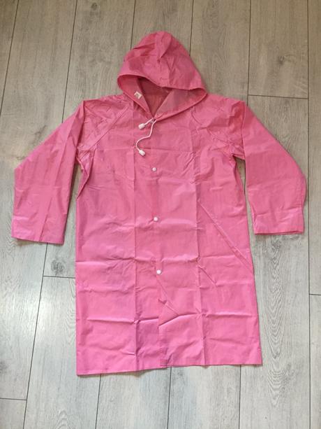 Dievčensky pršiplašť 10-11 rokov, 146