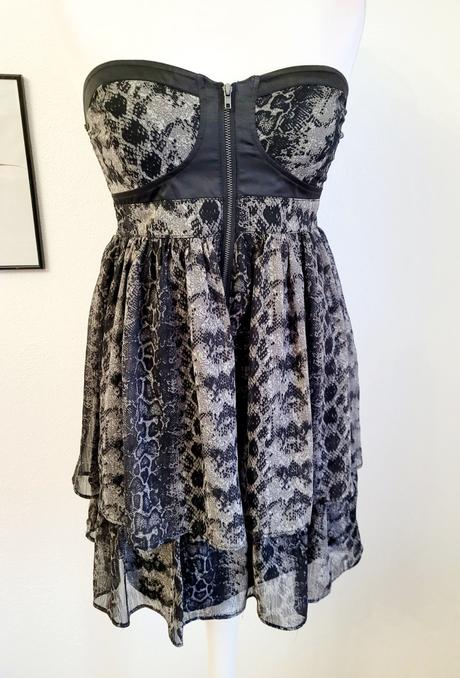 Extravagantne spolocenske saty., amisu,s