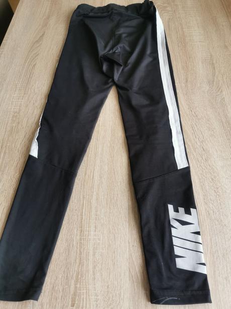 Tepláky, nike,134
