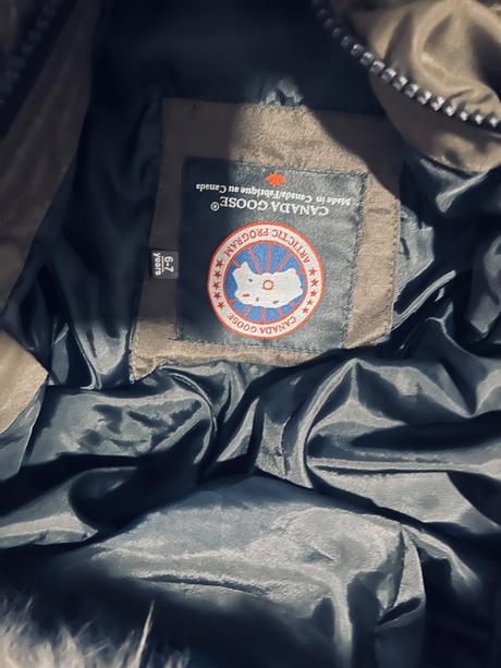 Zimná bunda canada goose, 122