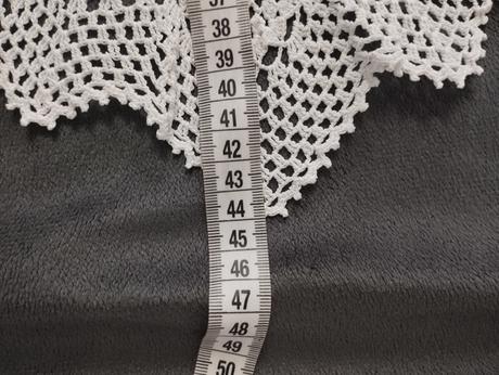 Biely háčkovaný obrus/háčkovaná dečka,