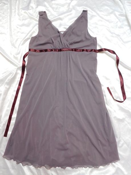 Luxusne pekne šaty, 44