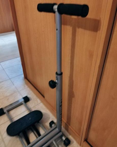 Posilňovač nôh a stehien insportline leg-trainer,