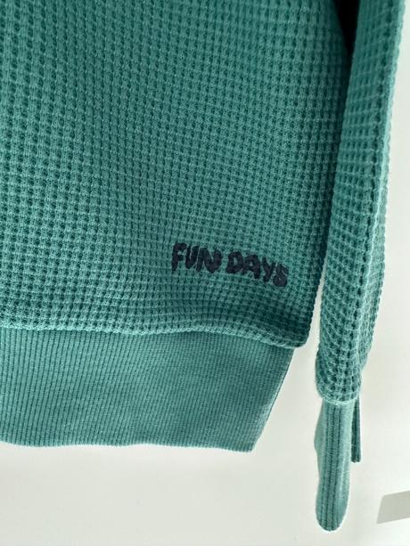 H&m sveter 134/140, h&m,134