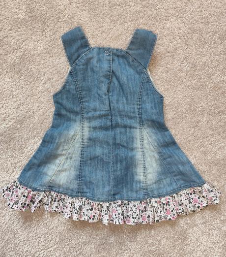 Riflové šaty so zajačikom, 68