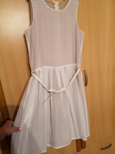 Kvalitné šaty, 170