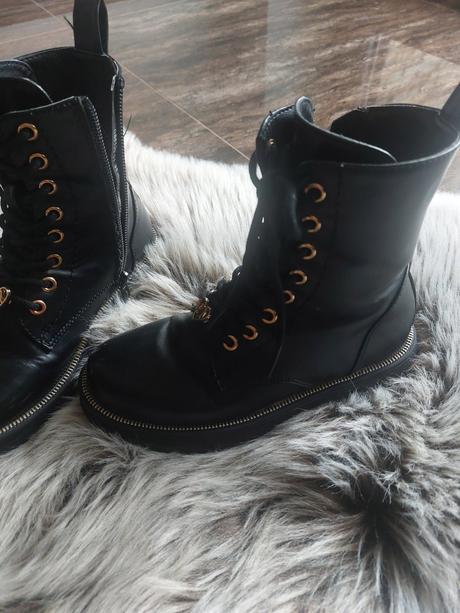 Kotníkové topánky, 31