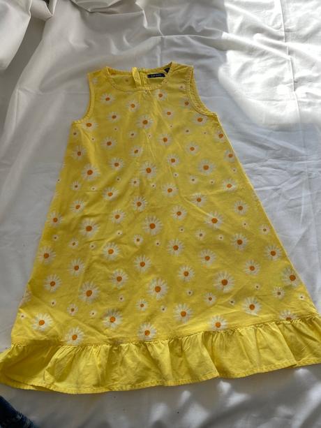 Žlté šaty s margarétkami, blue base,122