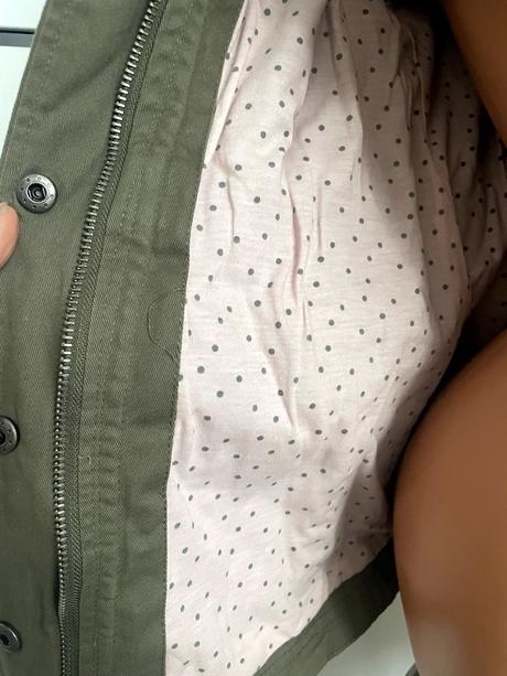 Khaki bunda, xs, poškodený zips, xs