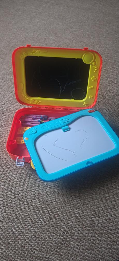 Kresliaca tabuľka 2v1,