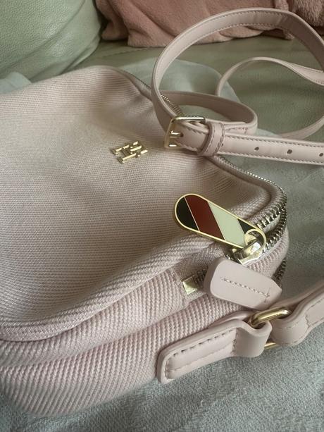 Tommy hilfiger kabelka, tommy hilfiger