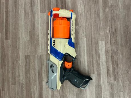 Nerf strongram, 