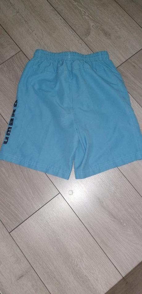 Predám kraťasy., umbro,134