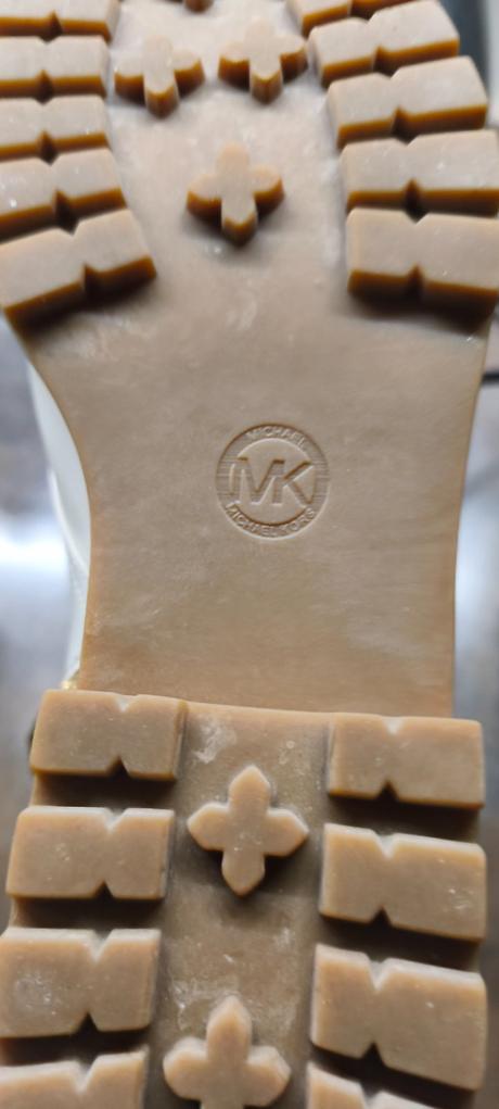 Predám čižmy, michael kors,41