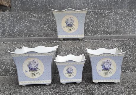 Dekoračné vintage kvetináče,