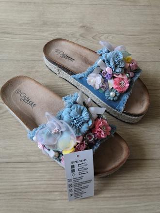 Šľapky s kvietkami, 41