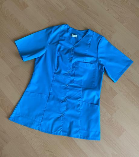 Zdravotnícka blúza a sukňa, s