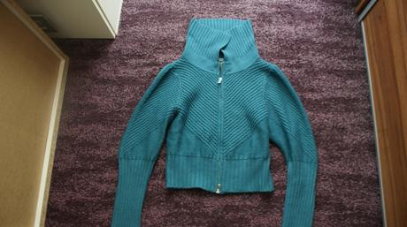 Kratší svetrík, colours of the world,m