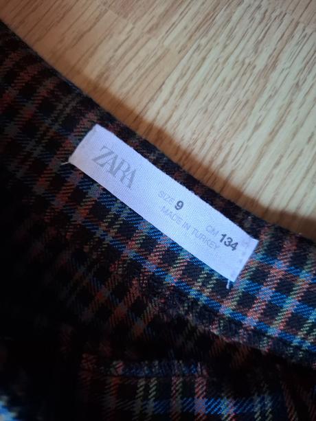 Skolska sukna, zara,128