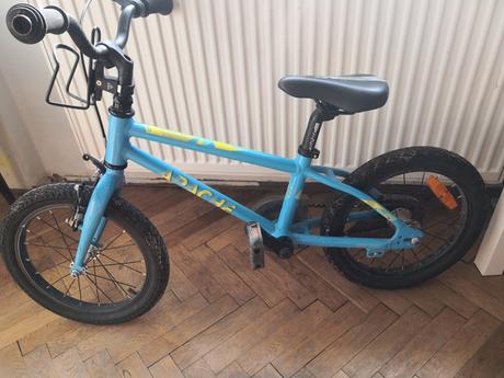 Predám detský bicykel apache 16", 16